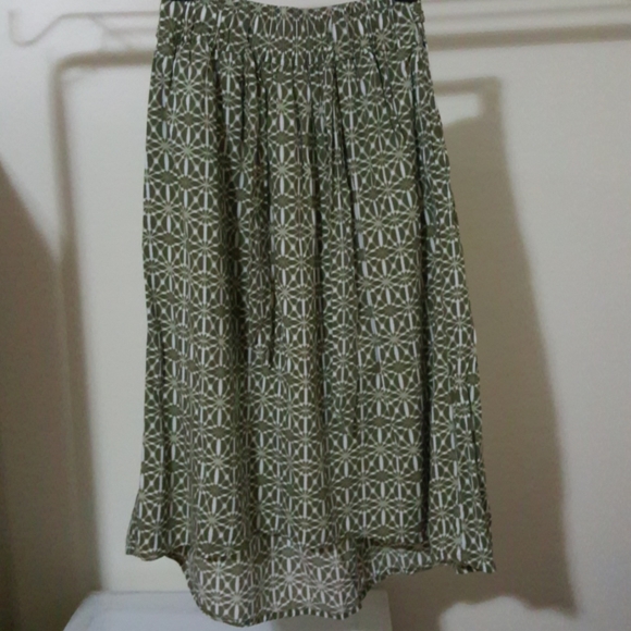Skirt - Picture 1 of 4